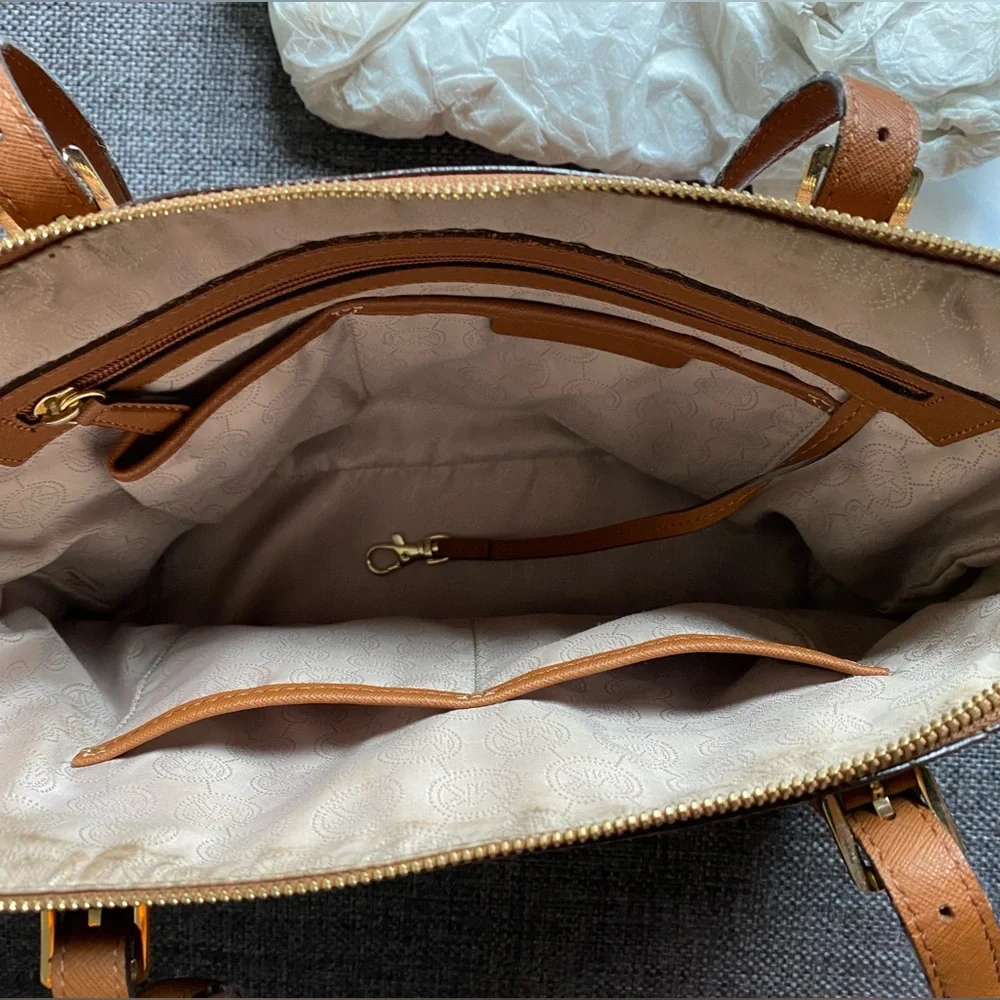 Michael Kors Jet Set Large Crossgrain Leather Top-Zip Tote Bag Purse & Dust Bag